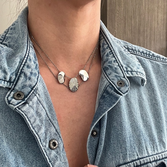 Dior Necklace with Crystals - Picture 2 of 7